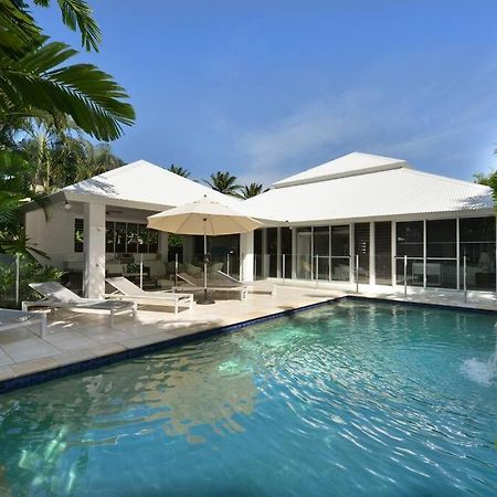 29 Beachfront Mirage - 4 Bedroom Luxury House Port Douglas Kültér fotó